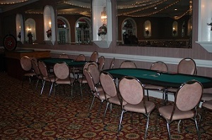 poker table image